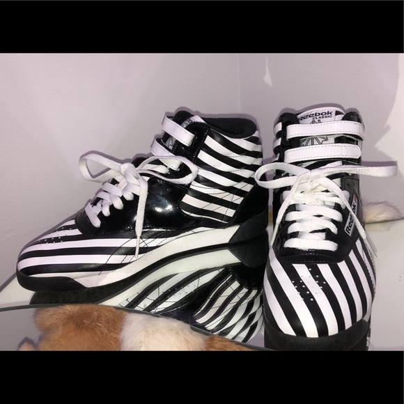 Reebok Shoes - REEBOK Classic high top sneakers